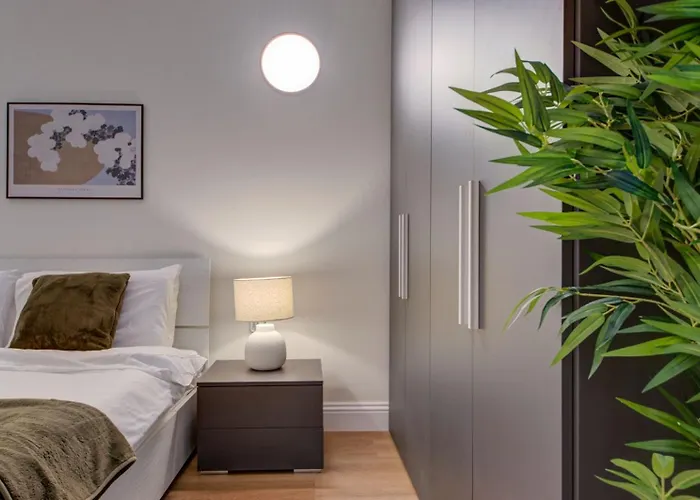 New 3bdr Luxury Seaside With Heated Jacuzzi - Location In * Sliema