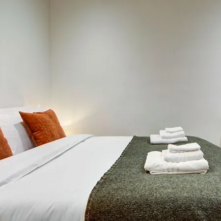 New 3bdr Luxury Seaside With Heated Jacuzzi - Location In * Sliema