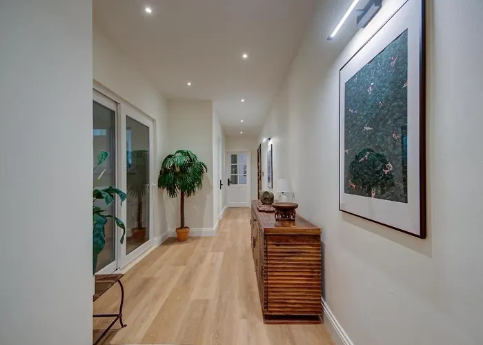 New 3bdr Luxury Seaside With Heated Jacuzzi - Location In * Sliema