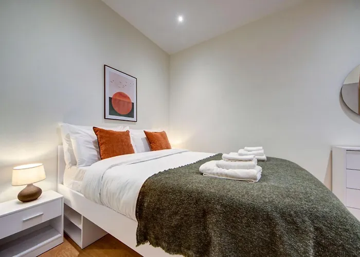 New 3bdr Luxury Seaside With Heated Jacuzzi - Location In * Sliema