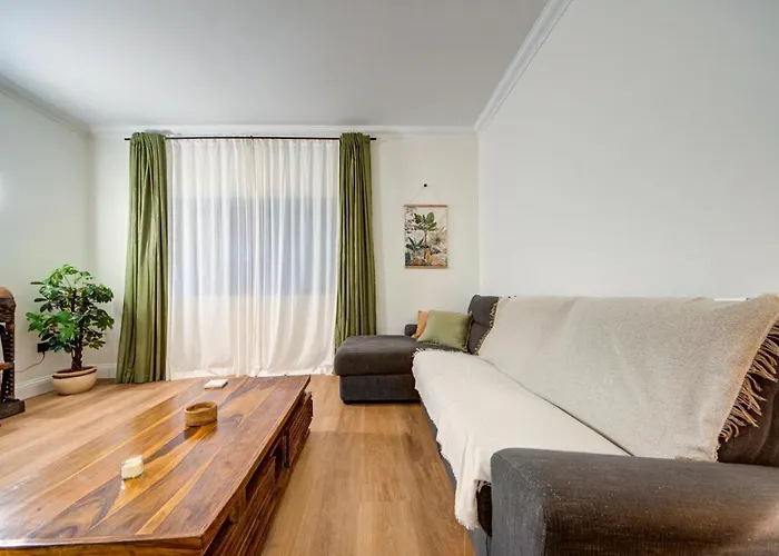 New 3bdr Luxury Seaside With Heated Jacuzzi - Location In Apartment