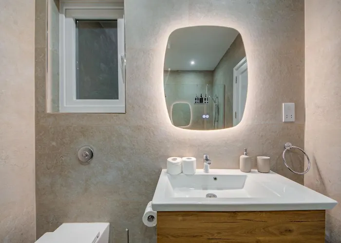 New 3bdr Luxury Seaside With Heated Jacuzzi - Location In Apartment