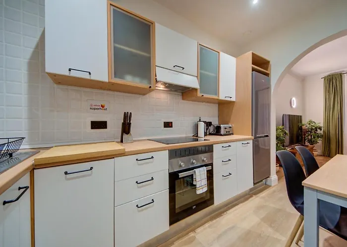 Apartment New 3bdr Luxury Seaside With Heated Jacuzzi - Location In *