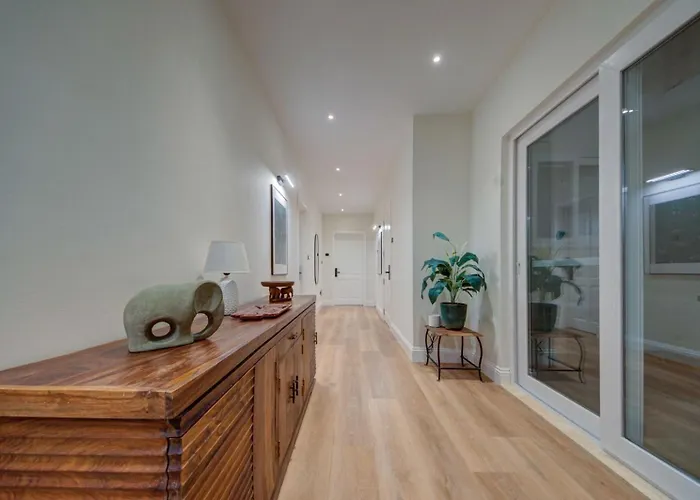 Apartment New 3bdr Luxury Seaside With Heated Jacuzzi - Location In