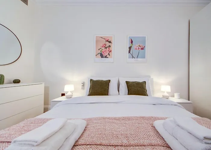 New 3bdr Luxury Seaside With Heated Jacuzzi - Location In Sliema